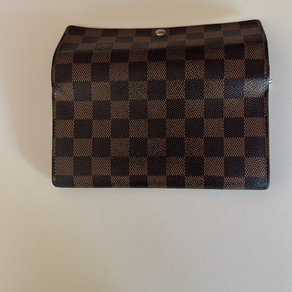 Louis Vuitton Damier Ebene Long Flap Wallet | Snap Closure | Authentic - Picture 8 of 16